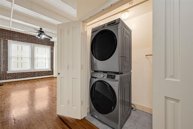 1120 Texas Street 7D, Houston, TX 77002