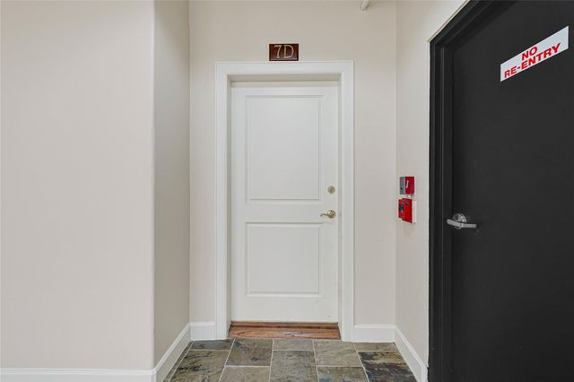 1120 Texas Street 7D, Houston, TX 77002