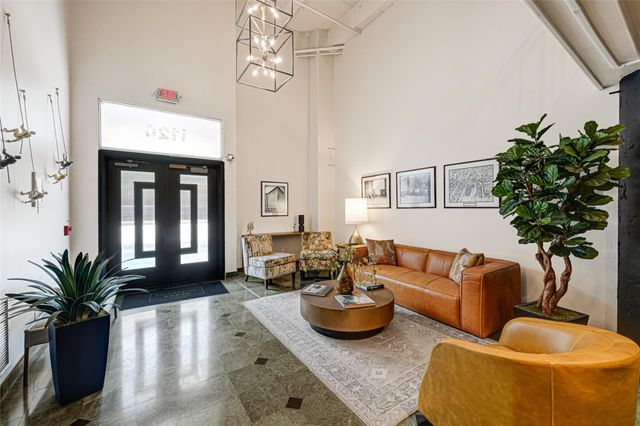 1120 Texas Street 7D, Houston, TX 77002