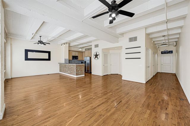 1120 Texas Street 7D, Houston, TX 77002