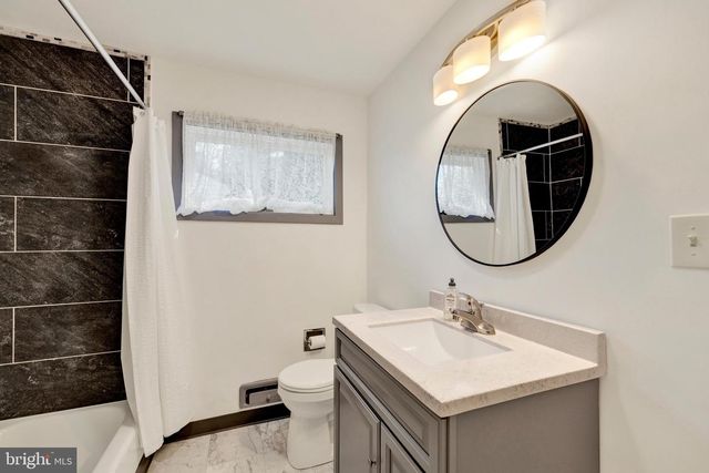 1835 ALSACE RD, Reading, PA 19604