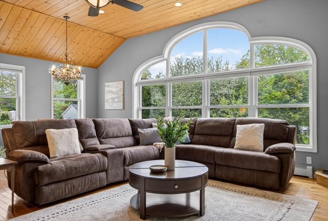 24 Hampstead Street, Methuen, MA 01844