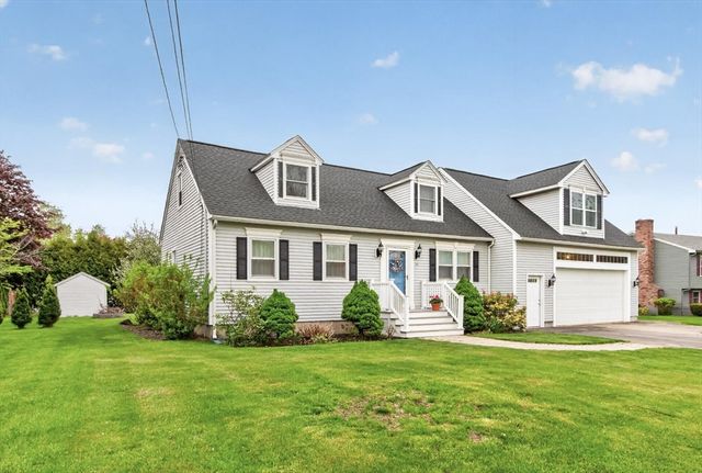 24 Hampstead Street, Methuen, MA 01844