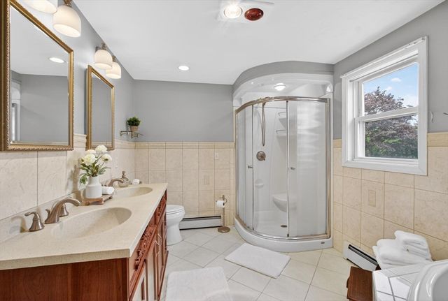 24 Hampstead Street, Methuen, MA 01844