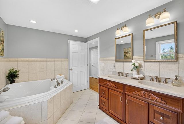 24 Hampstead Street, Methuen, MA 01844