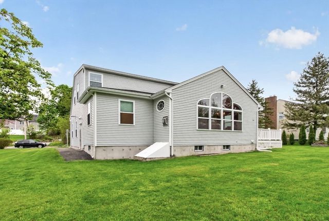 24 Hampstead Street, Methuen, MA 01844