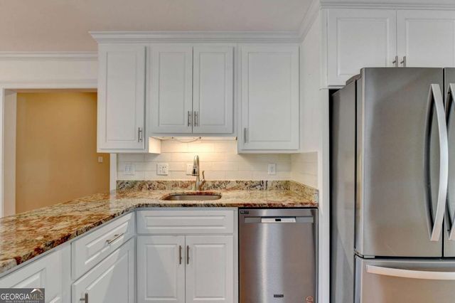 611 Iris Lane, Winder, GA 30680