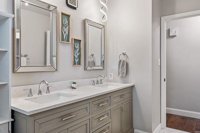 2211 Lima Lane, Fort Wayne, IN 46818