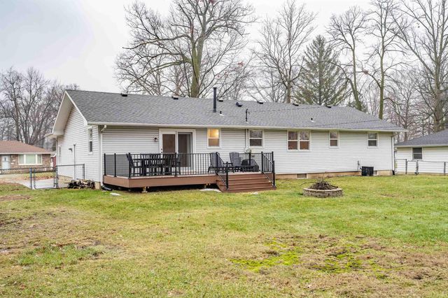 2211 Lima Lane, Fort Wayne, IN 46818