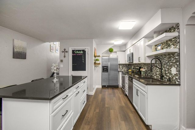 443 Dayton Avenue 10, Saint Paul, MN 55102