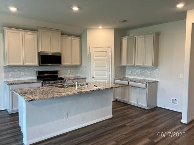 2414 Olancha Drive, Rosharon, TX 77583
