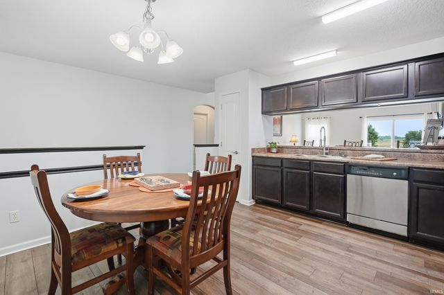 14940 Feighner Road, Roanoke, IN 46783