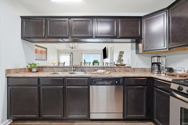 14940 Feighner Road, Roanoke, IN 46783