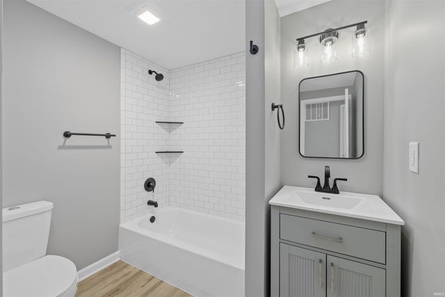 3930 Wenonah Lane, Fort Wayne, IN 46809