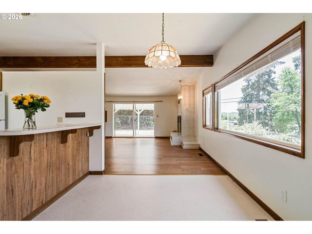 1421 HARVARD Ave, Gladstone, OR 97027