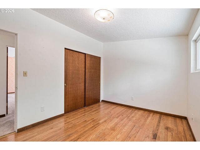 1421 HARVARD Ave, Gladstone, OR 97027