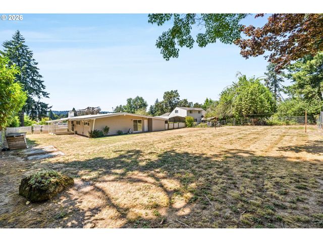 1421 HARVARD Ave, Gladstone, OR 97027