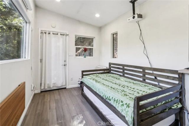 432 Fernwood Pacific, Topanga, CA 90290