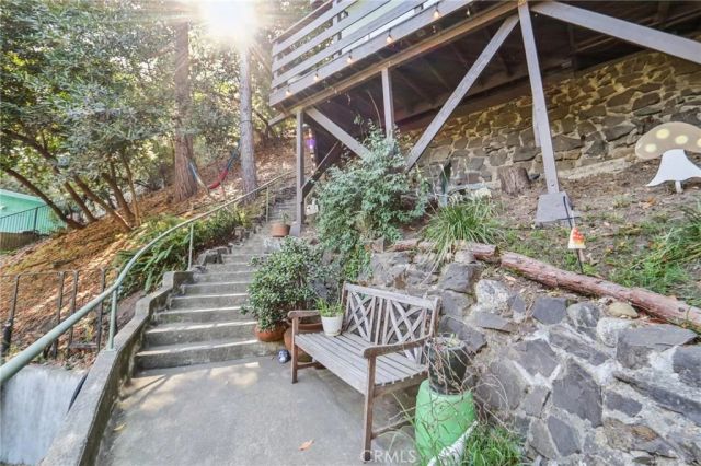 432 Fernwood Pacific, Topanga, CA 90290