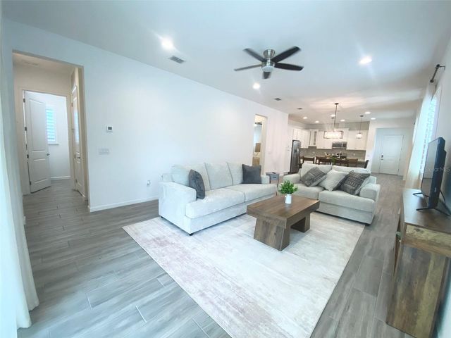 724 WINTERSIDE DRIVE, Apollo Beach, FL 33572