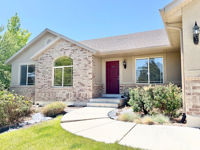 7074 S RIALTO WAY, West Jordan, UT 84081