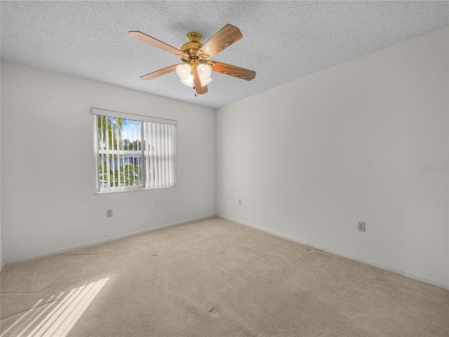 1933 PRAIRIE DUNES CIRCLE N, Lakeland, FL 33810