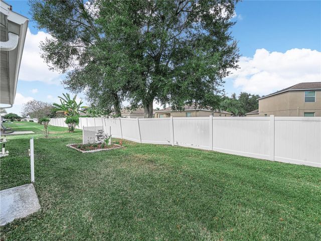 1933 PRAIRIE DUNES CIRCLE N, Lakeland, FL 33810