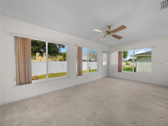 1933 PRAIRIE DUNES CIRCLE N, Lakeland, FL 33810