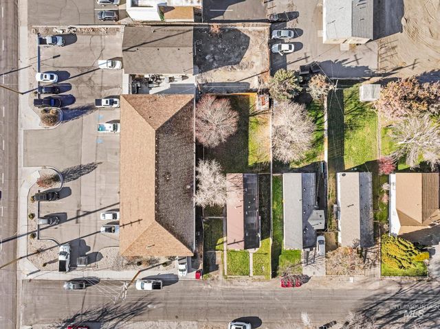 525 Adams St, Twin Falls, ID 83301