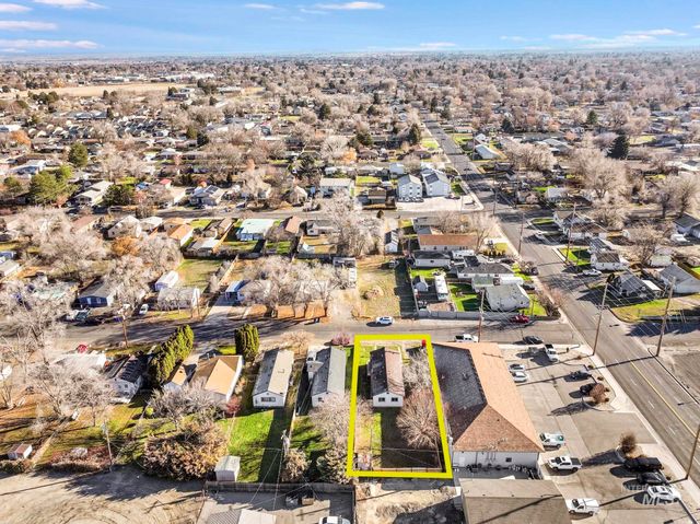 525 Adams St, Twin Falls, ID 83301