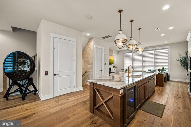 337 HORSESHOE TRL, Newtown Square, PA 19073