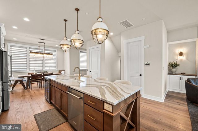 337 HORSESHOE TRL, Newtown Square, PA 19073