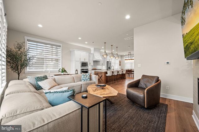 337 HORSESHOE TRL, Newtown Square, PA 19073