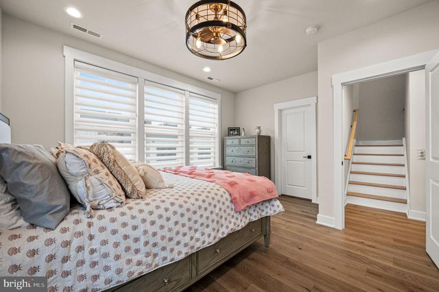 337 HORSESHOE TRL, Newtown Square, PA 19073