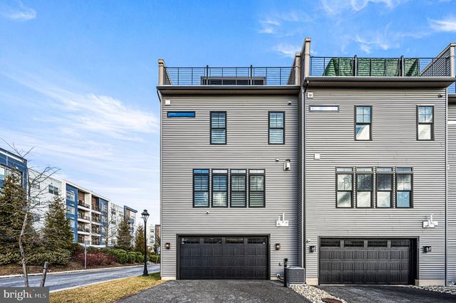 337 HORSESHOE TRL, Newtown Square, PA 19073