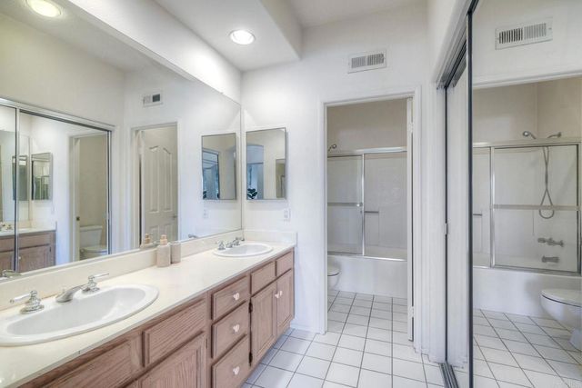 1860 Matin Circle 103, San Marcos, CA 92069