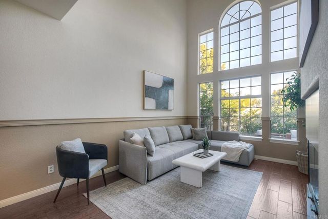 1860 Matin Circle 103, San Marcos, CA 92069