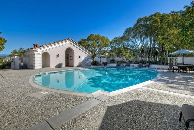 1860 Matin Circle 103, San Marcos, CA 92069