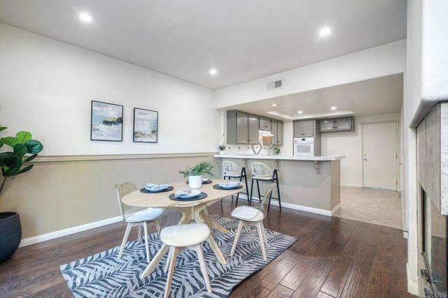 1860 Matin Circle 103, San Marcos, CA 92069