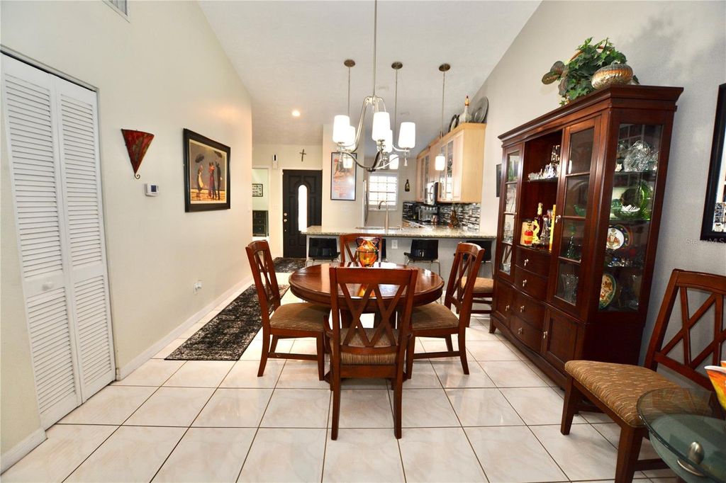 Image 13 of property listing at 1762 CASTLE ROCK ROAD, Tampa, FL 33612