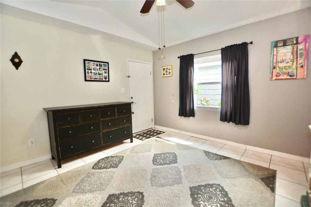 Image 26 of property listing at 1762 CASTLE ROCK ROAD, Tampa, FL 33612