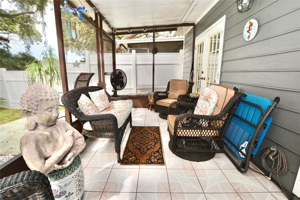 Image 31 of property listing at 1762 CASTLE ROCK ROAD, Tampa, FL 33612