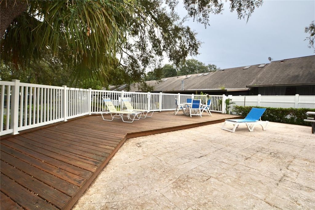 Image 42 of property listing at 1762 CASTLE ROCK ROAD, Tampa, FL 33612