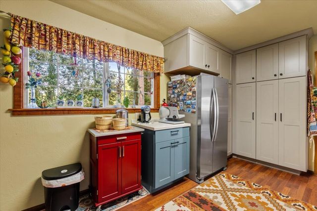 62 Spur Street, Weott, CA 95571