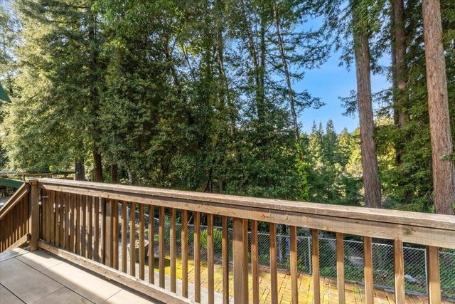 62 Spur Street, Weott, CA 95571