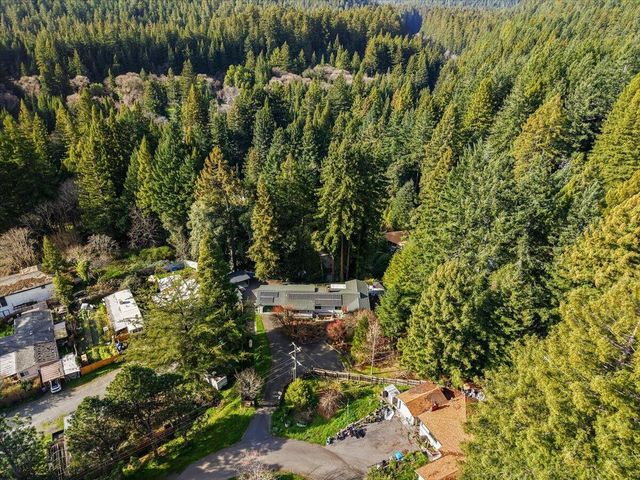 62 Spur Street, Weott, CA 95571