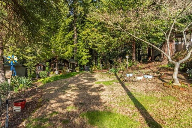 62 Spur Street, Weott, CA 95571