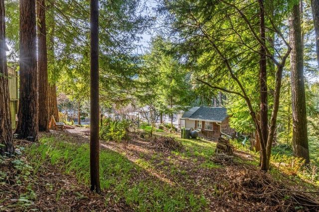 62 Spur Street, Weott, CA 95571