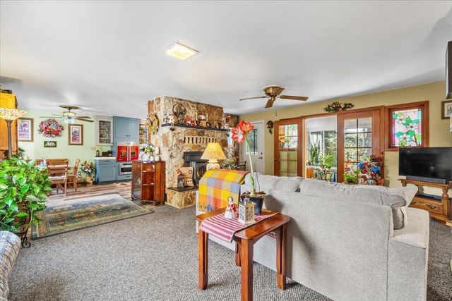 62 Spur Street, Weott, CA 95571