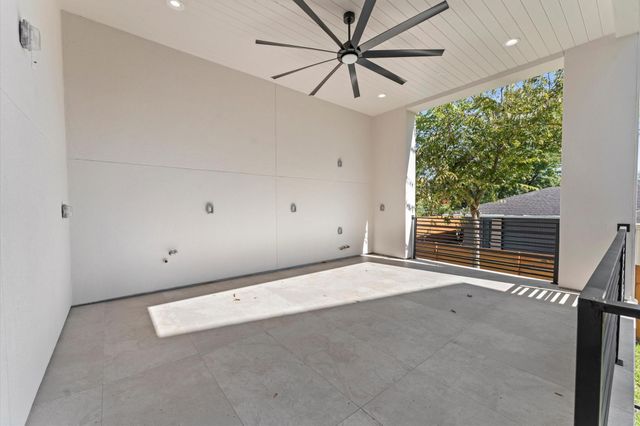 5014 N Braeswood Boulevard, Houston, TX 77096